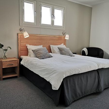 Hotell Apladalen I Vaernamo Bagian luar foto