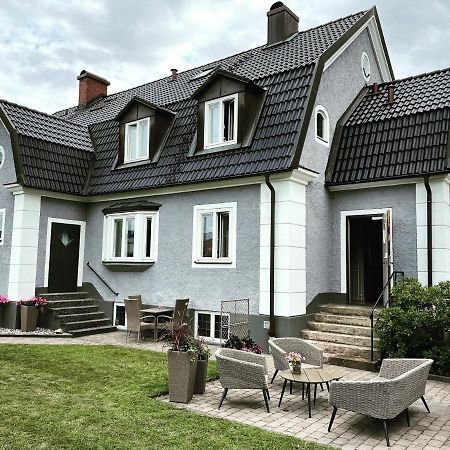 Hotell Apladalen I Vaernamo Bagian luar foto
