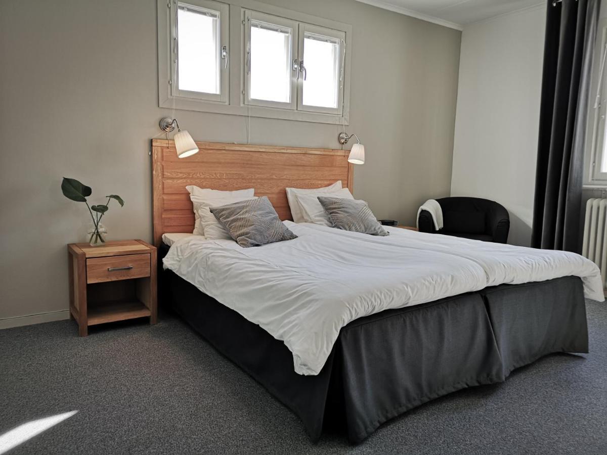 Hotell Apladalen I Vaernamo Bagian luar foto