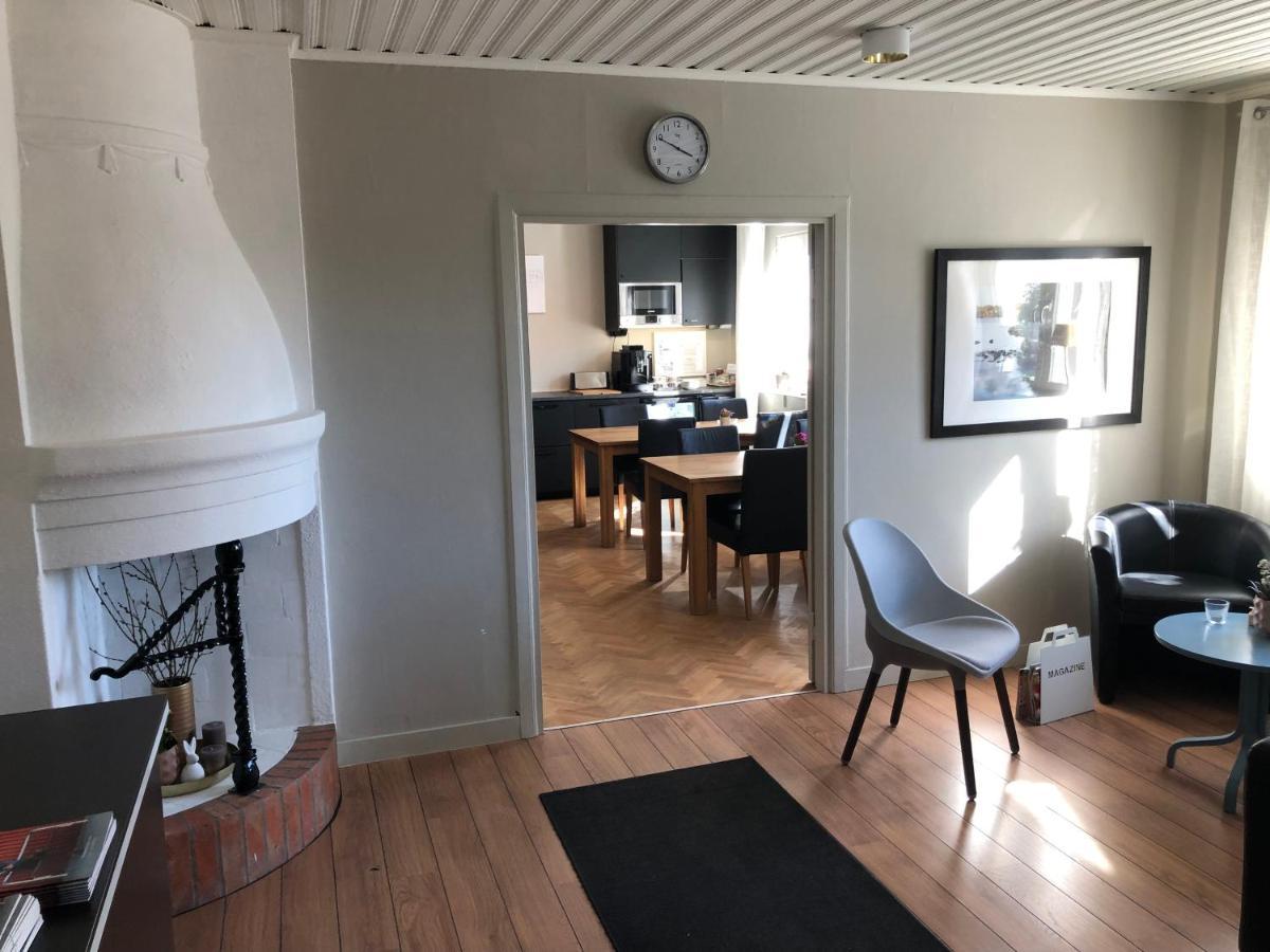 Hotell Apladalen I Vaernamo Bagian luar foto